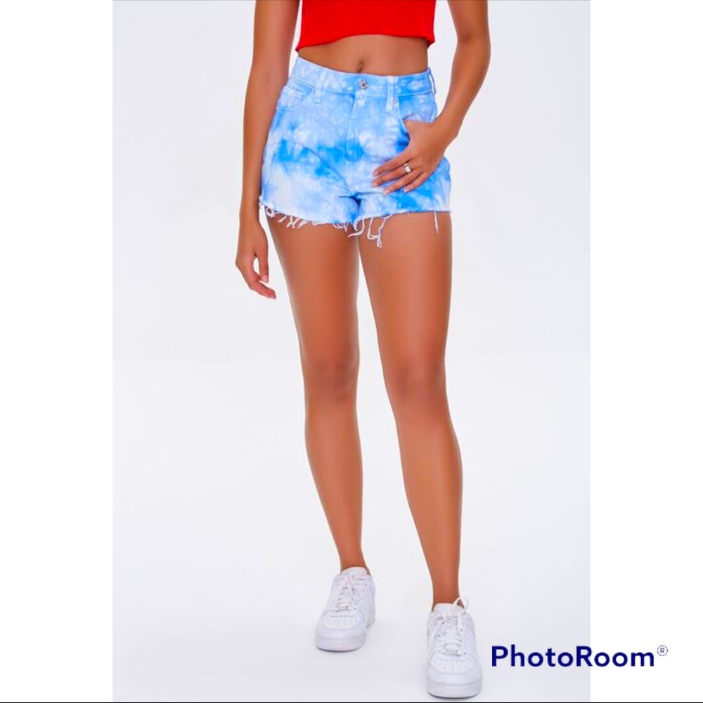 Baby Blue Tie dye Jean Shorts. NWT